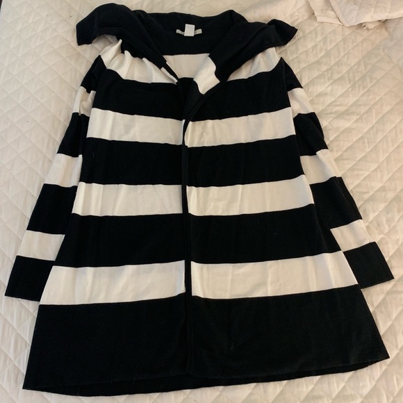 White House Black Market Sweater - Picture 1 of 6